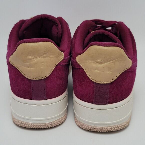 Womens Nike Air Force 1 True Berry Suede Athletic Sneakers Size 7.5 896185-602 - Picture 2 of 13